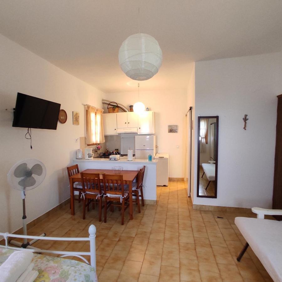 Potis House Apartment Areopoli Ngoại thất bức ảnh